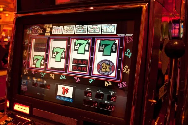gowin88 slot live-dealer blackjack table on mobile screen